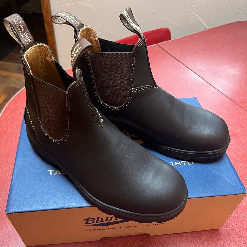 Bludstone 550 - men’s 7, women’s 9, Walnut